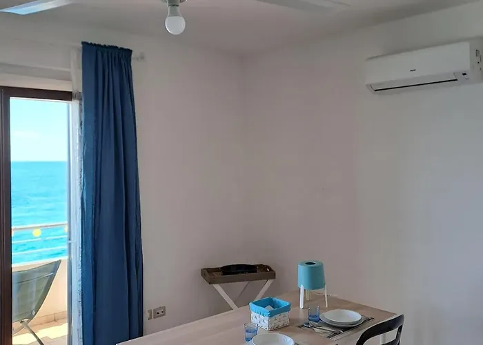 Sea House Апартаменты *